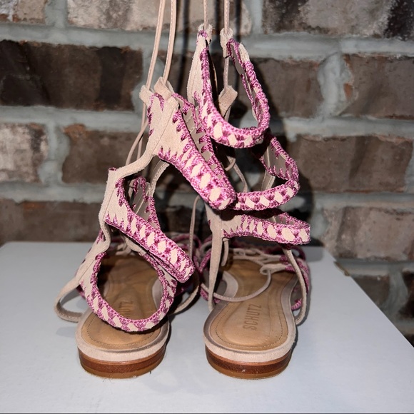 Wrap-around strapped sandal - Picture 5 of 12